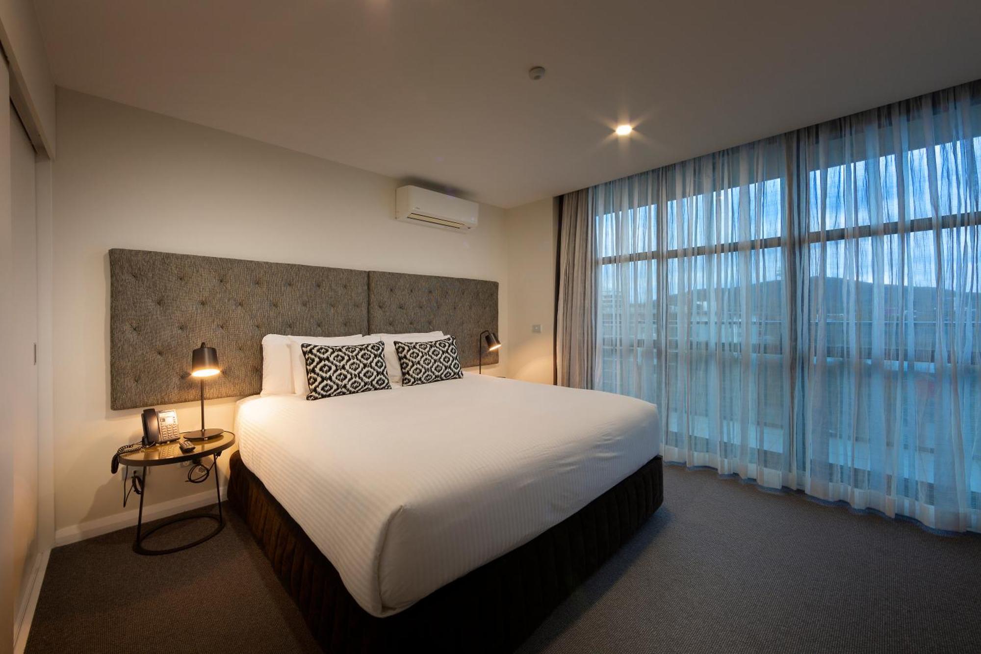 Avenue Hotel Camberra Exterior foto